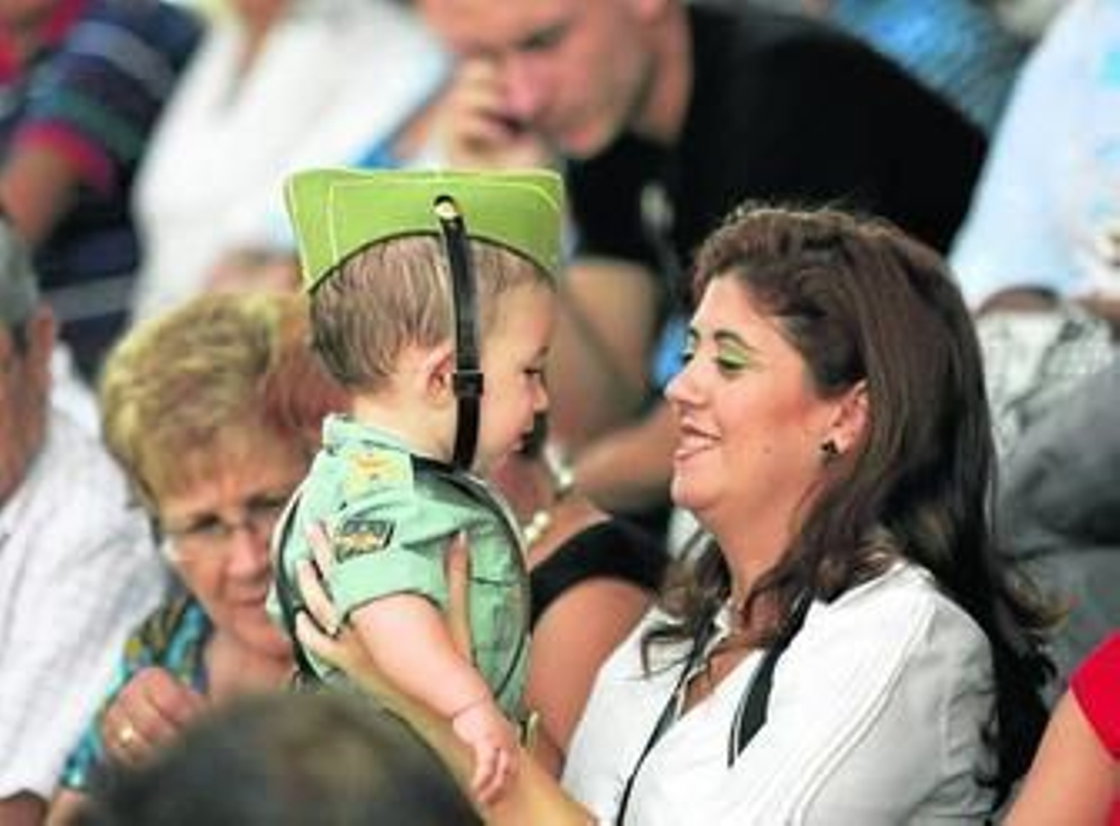 Las tradiciones de los legionarios, muy arraigadas entre los integrantes de sus familias.