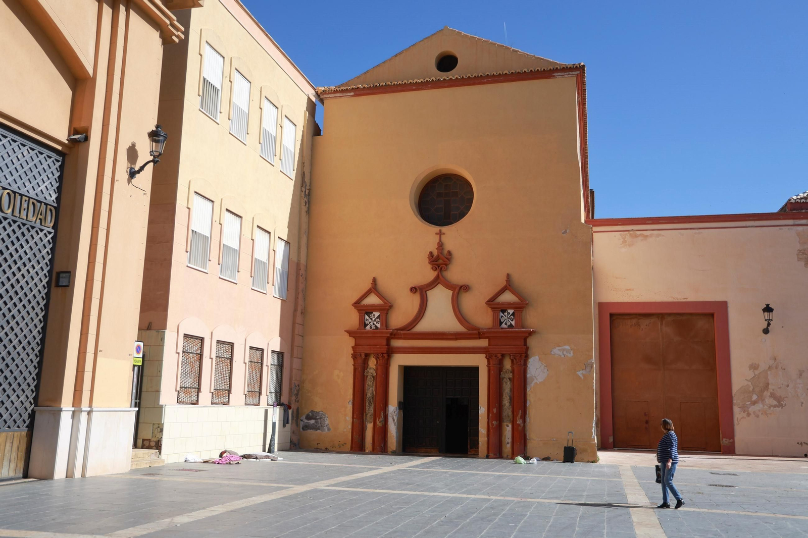 Las fotos de las humedades de la iglesia de Santo Domingo