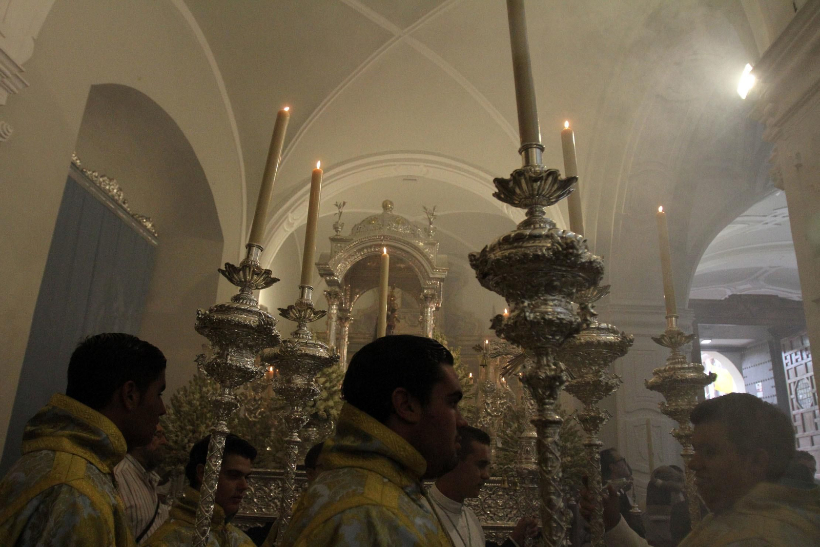 Procesión solemne de la Virgen de la Cinta.