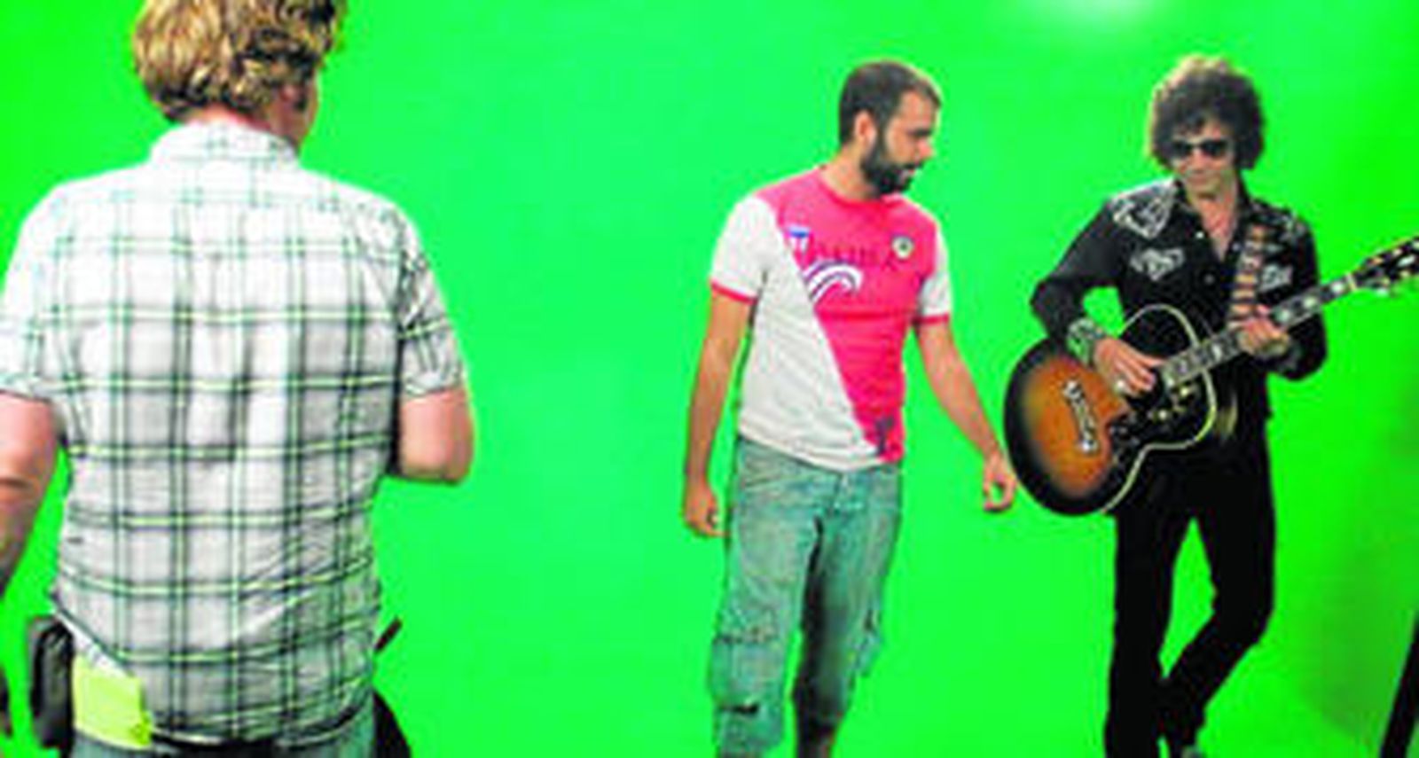 Alexis Morante y Enrique Bunbury, durante el rodaje del videoclip de 'Vámonos'.