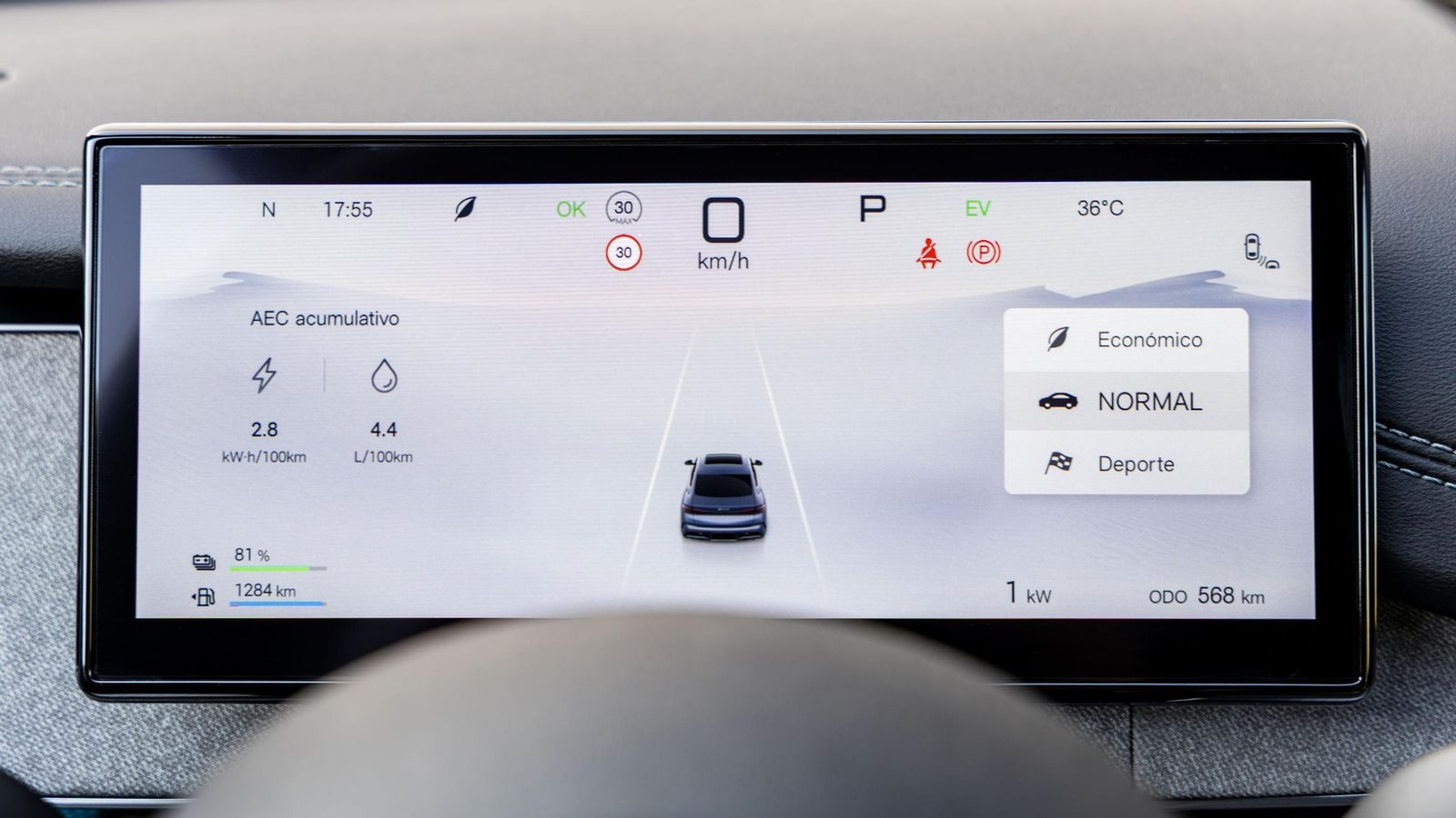 El Seal 6 aporta la posibilidad de elegir entre varios modos de conducción que ajustan diferentes elementos del chasis y sistema de propulsión.