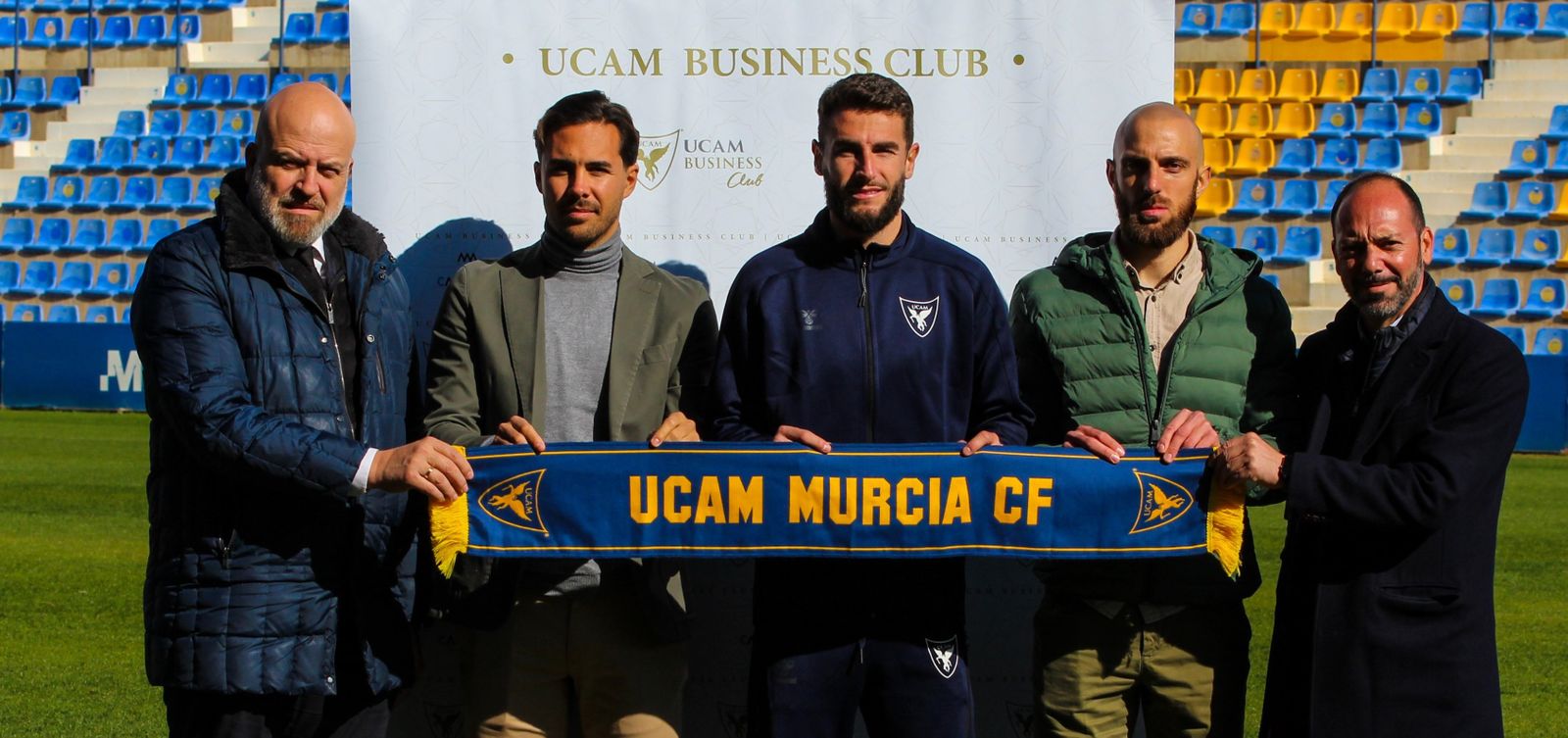 José Cruz, durante su presentación como nuevo jugador del UCAM Murcia.