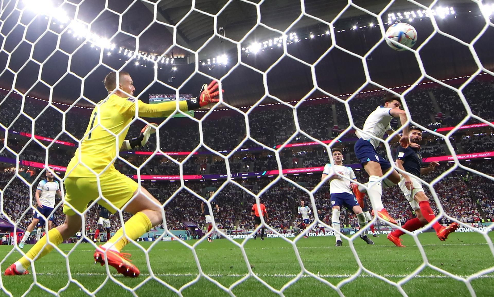 Giroud marca el gol que fue decisivo para Francia.