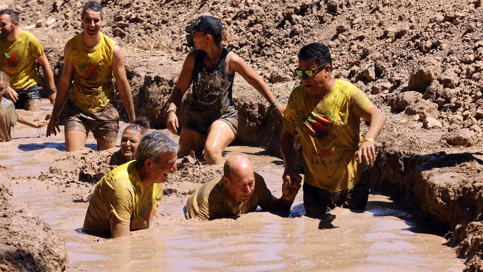 Búscate en la VII Carrera del Barro en La Barca