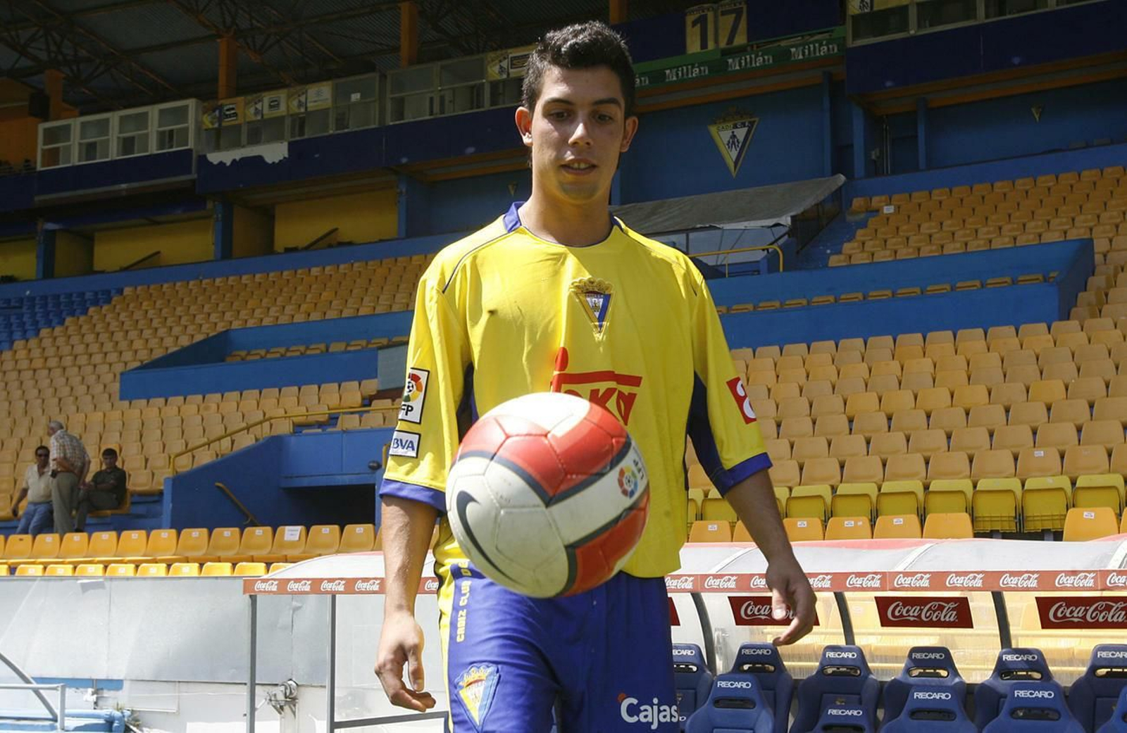 Carlos Caballero, en su presentación con el Cádiz.