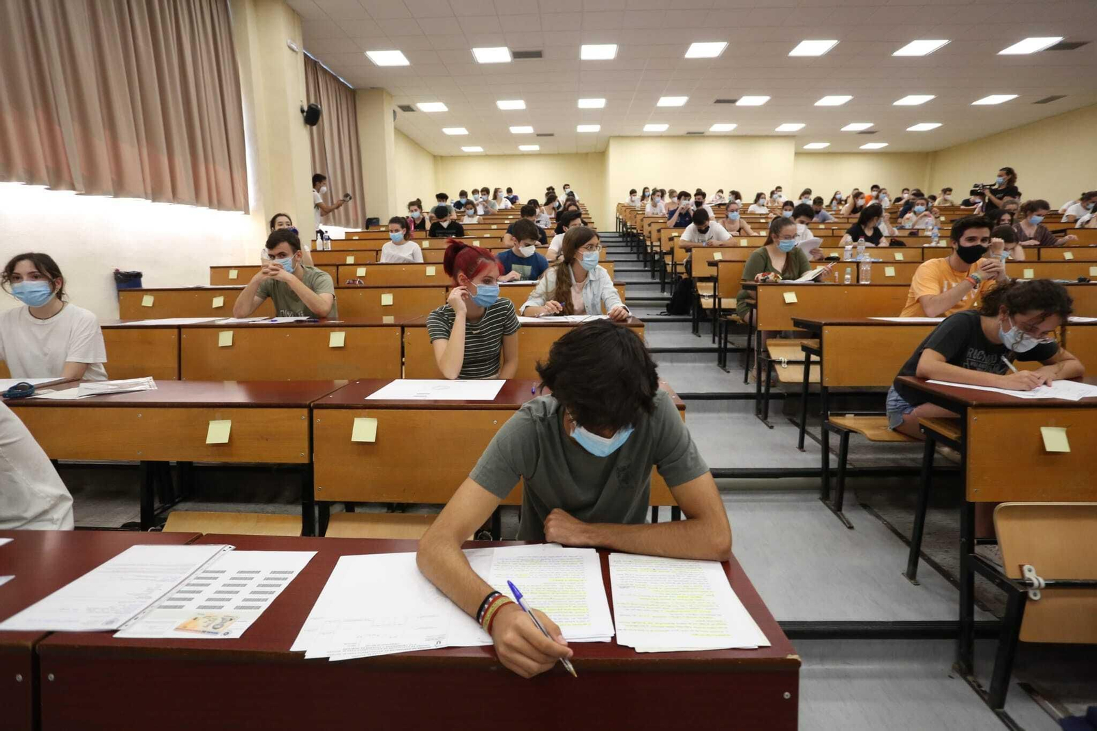 Arranca la Selectividad del coronavirus y las mascarillas en Málaga, en fotos