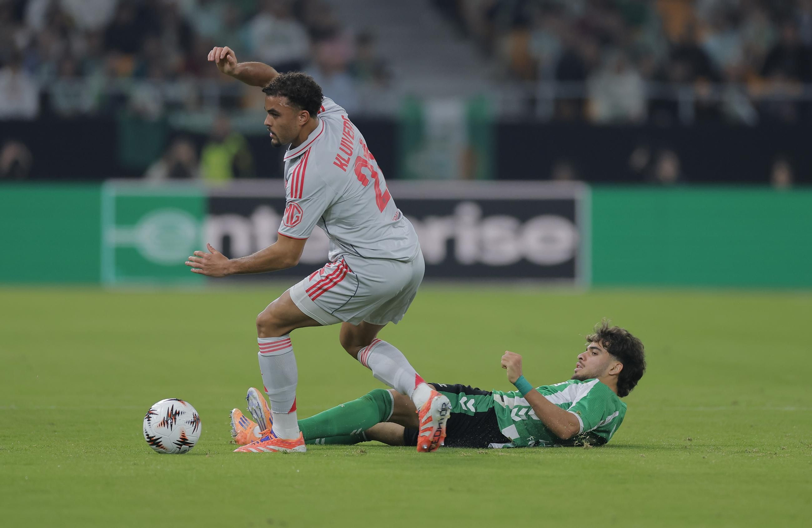 Las fotos del Betis - Olympique Lyonnais