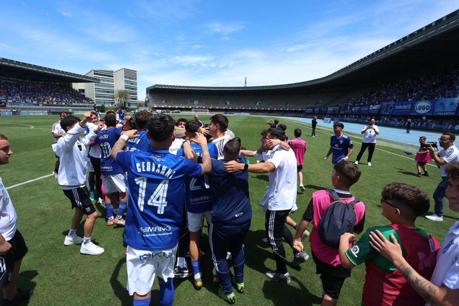 Imágenes de la celebración del Xerez CD del ascenso virtual a Segunda RFEF Imágenes de la celebración del Xerez CD del ascenso virtual a Segunda RFEF