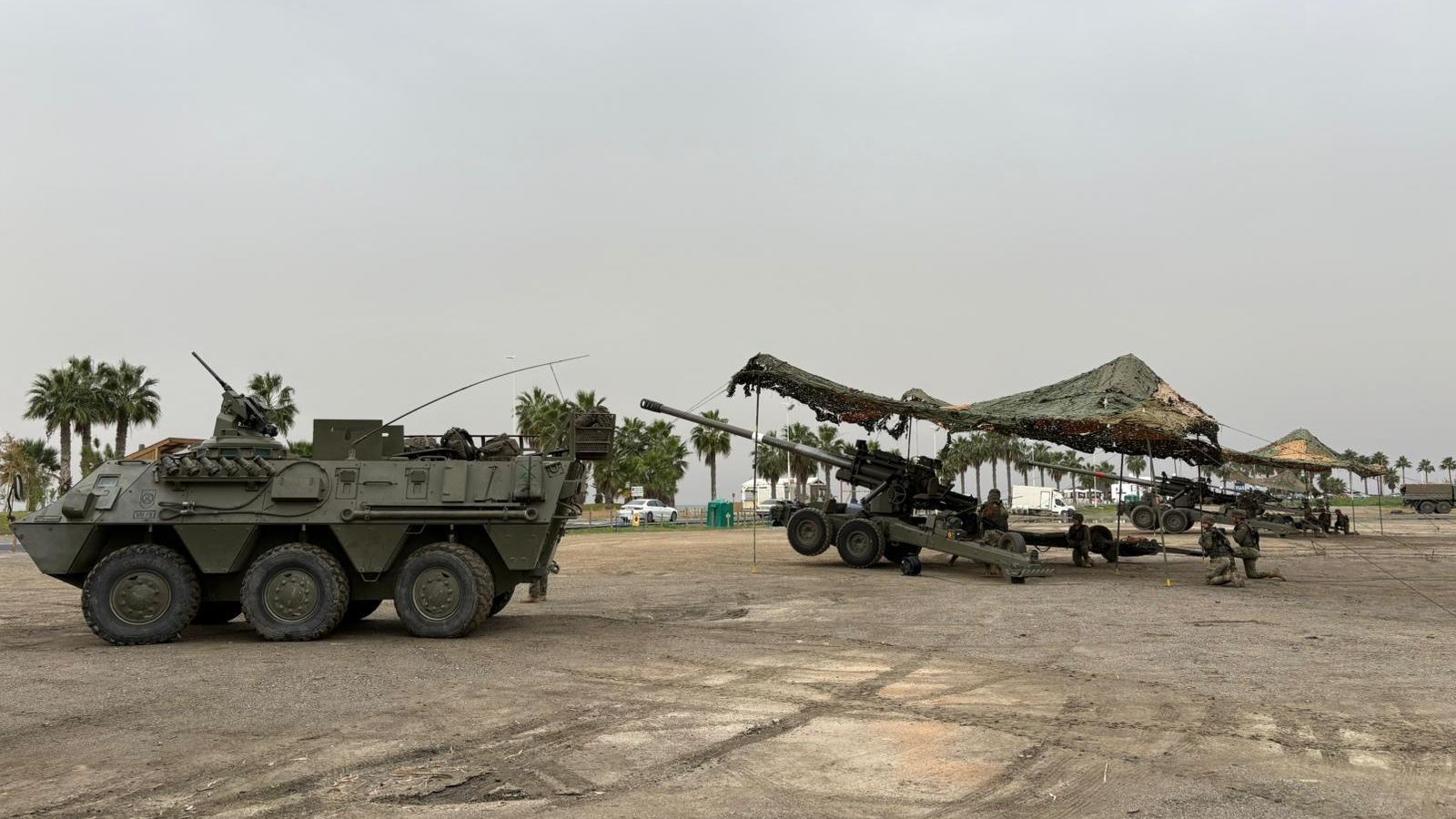Maniobras del RACTA 4 en Motril.