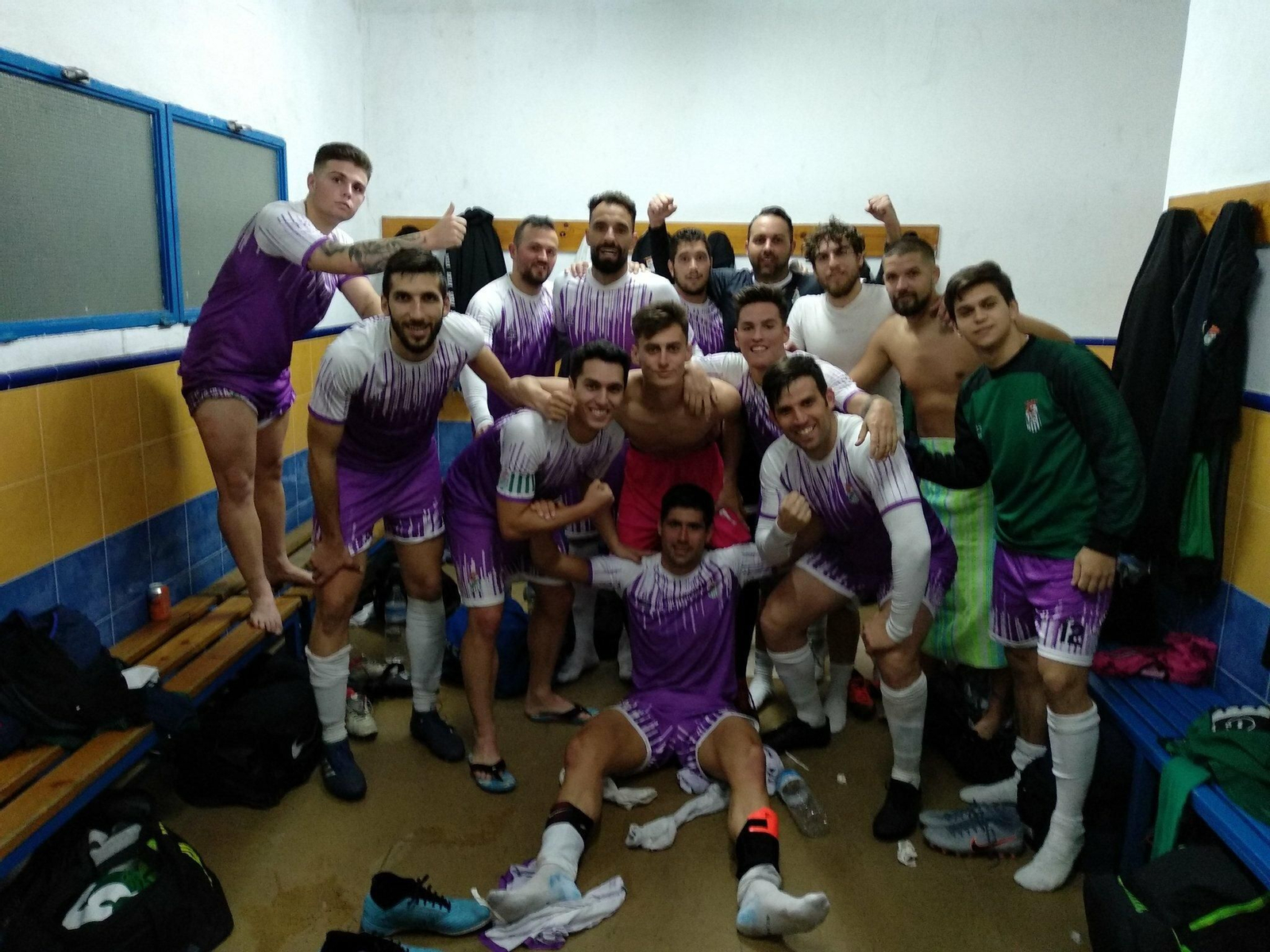 La euforia volvió a desatarse en el Puerto Real tras un nuevo triunfo.