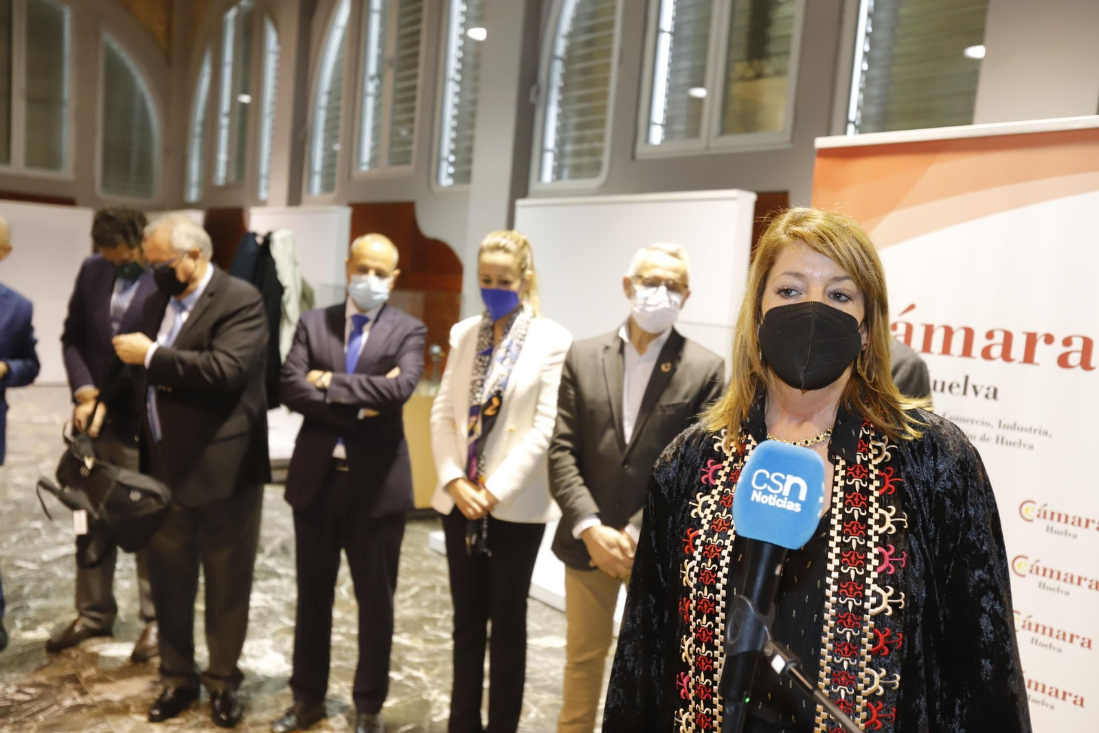 Imágenes de las jornadas del encuentro ‘Pasado, presente y futuro de la Minería Metálica en Huelva’,  en las cocheras del Puerto