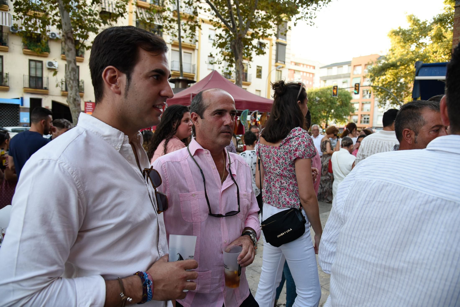 Colombinas 2022: Imágenes del ambiente en la plaza de toros en la novillada del martes