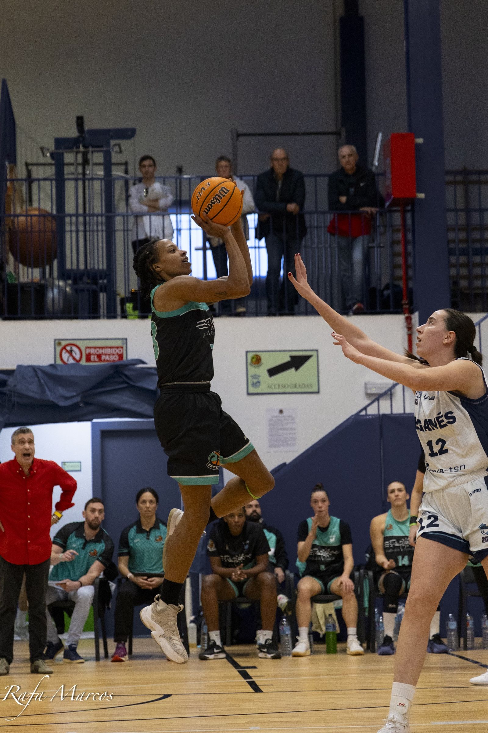 El CAB Estepona cae ante el imparable líder Leganés