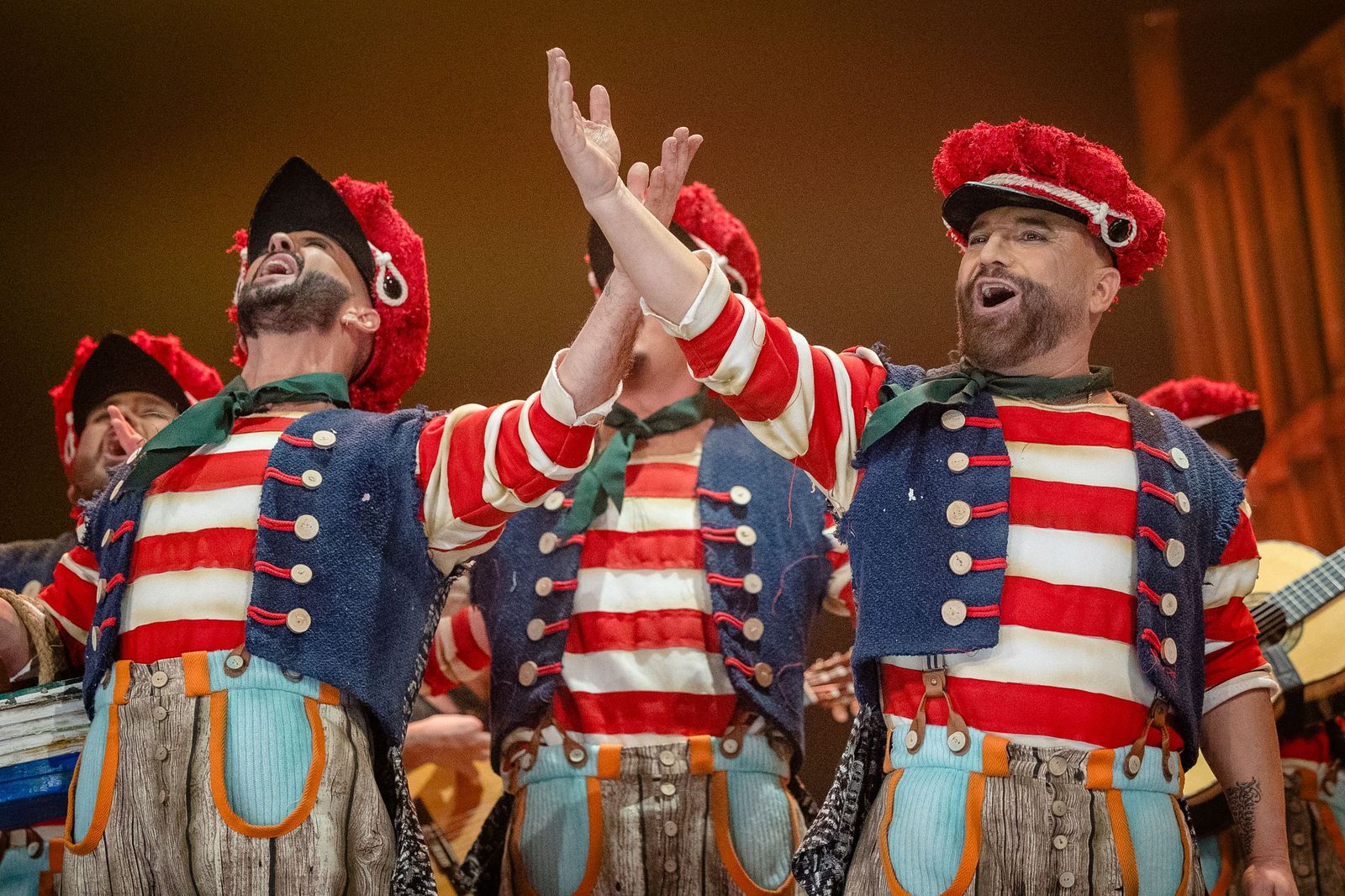 Búscate entre las mejores imágenes de la cuarta semifinal del COAC 2026