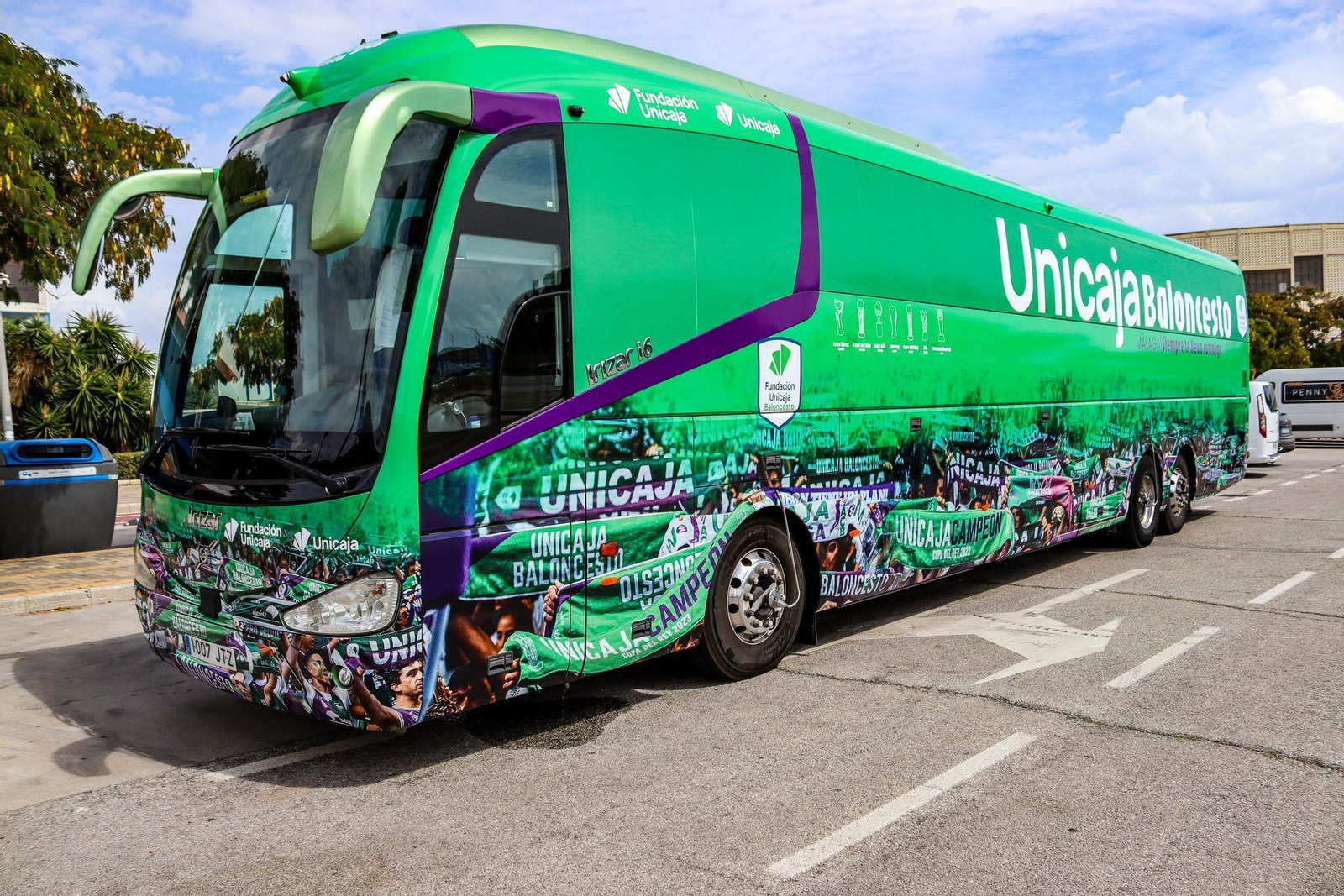 El Unicaja se va a Murcia en un nuevo autobús El Unicaja se va a Murcia en un nuevo autobús