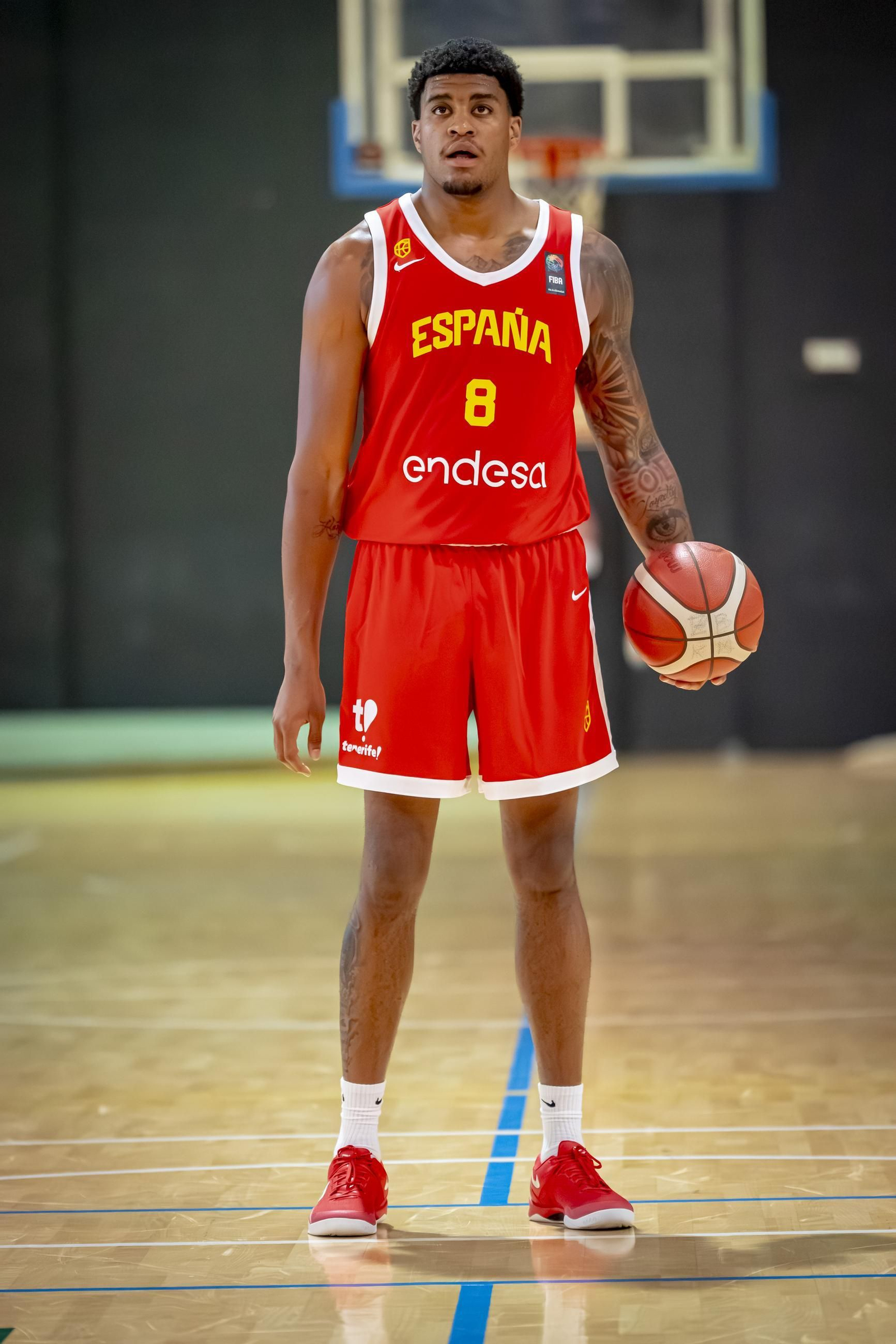 España B, con Álvaro Folgueiras, derrota a Costa de Marfil antes de venir a Málaga