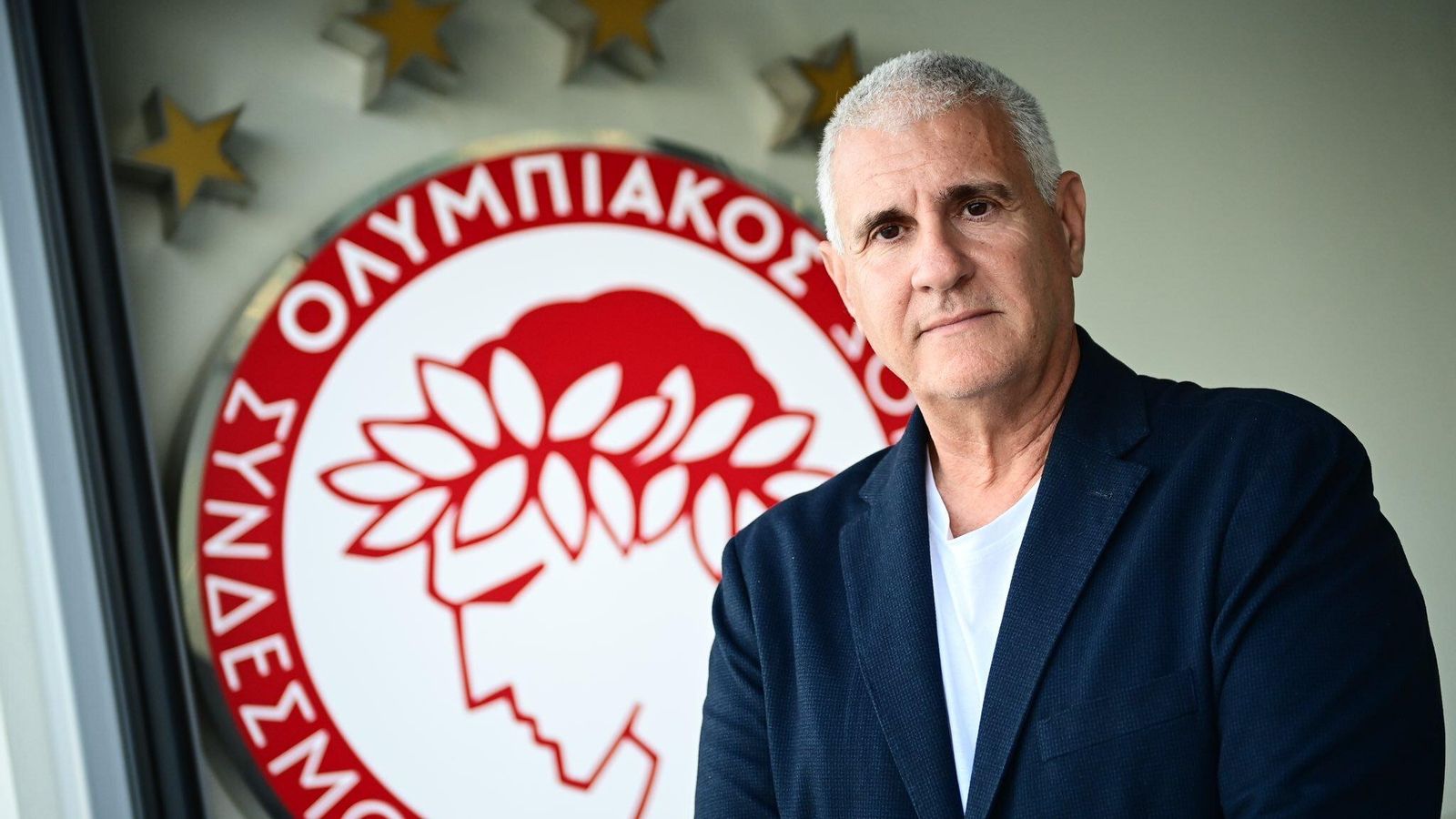 Antonio Cordón, en las instalaciones del Olympiacos. Antonio Cordón, en las instalaciones del Olympiacos.