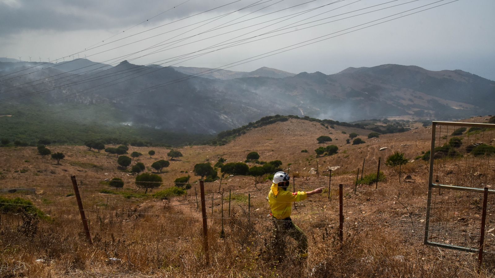 Las fotos del segundo dia del incendio en El Cuartón