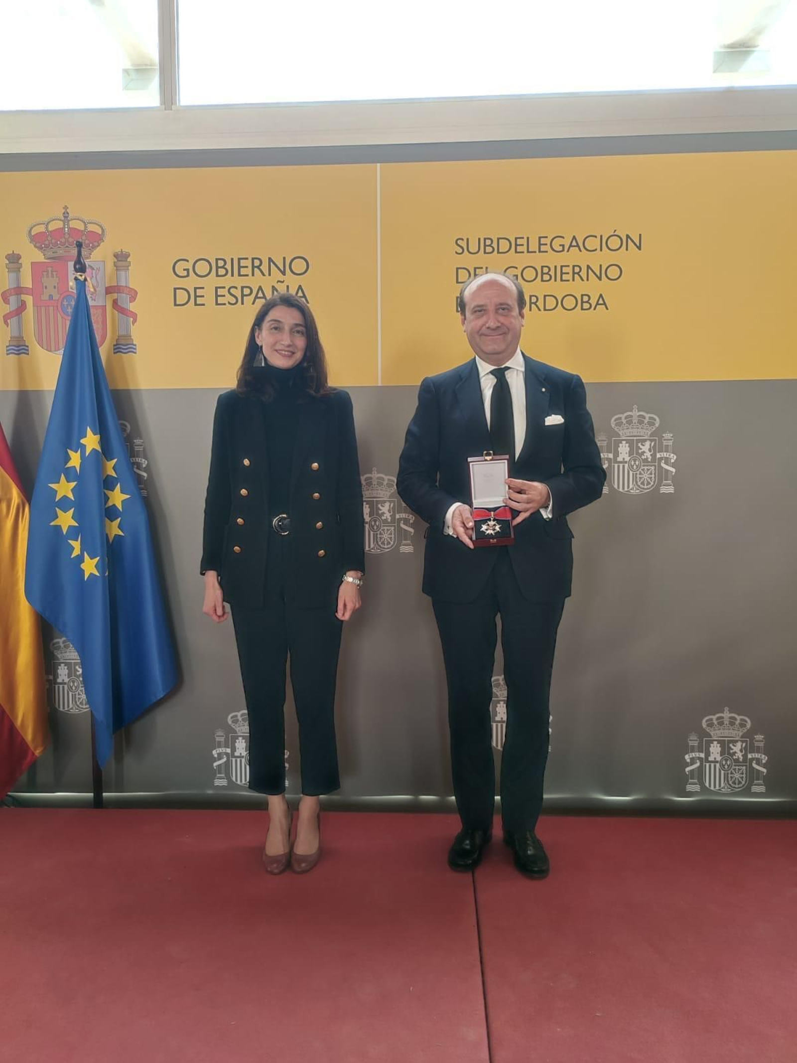 La ministra Pilar Llop y el abogado Joaquín Moeckel.