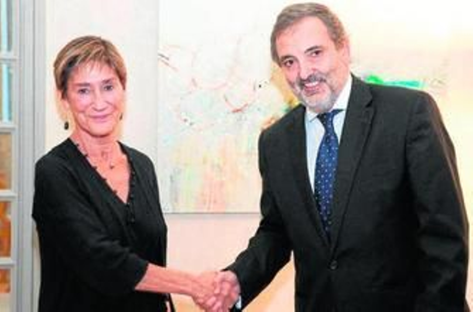 La presidenta del CGAE, Victoria Ortega, y el presidente de Telefónica España, Luis Miguel Gilpérez.