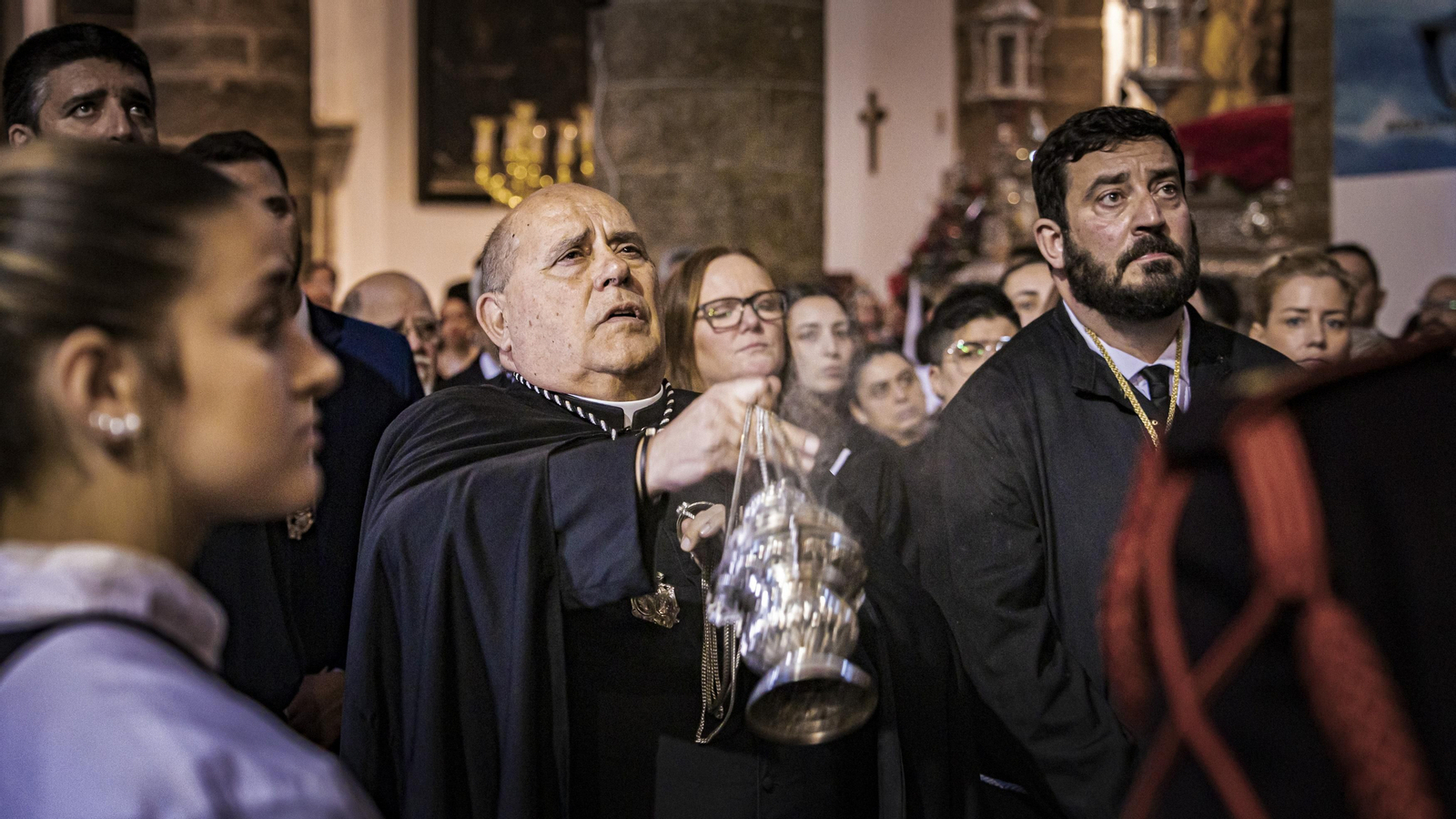 Santo Entierro. Sábado Santo. Semana Santa de Cádiz. 2024
