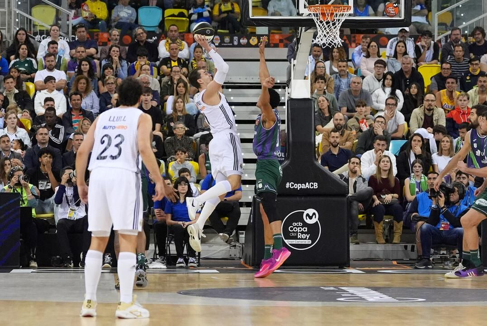 El Unicaja, campeón de Copa: Todas las imágenes del partido, la fiesta y la llegada a Málaga