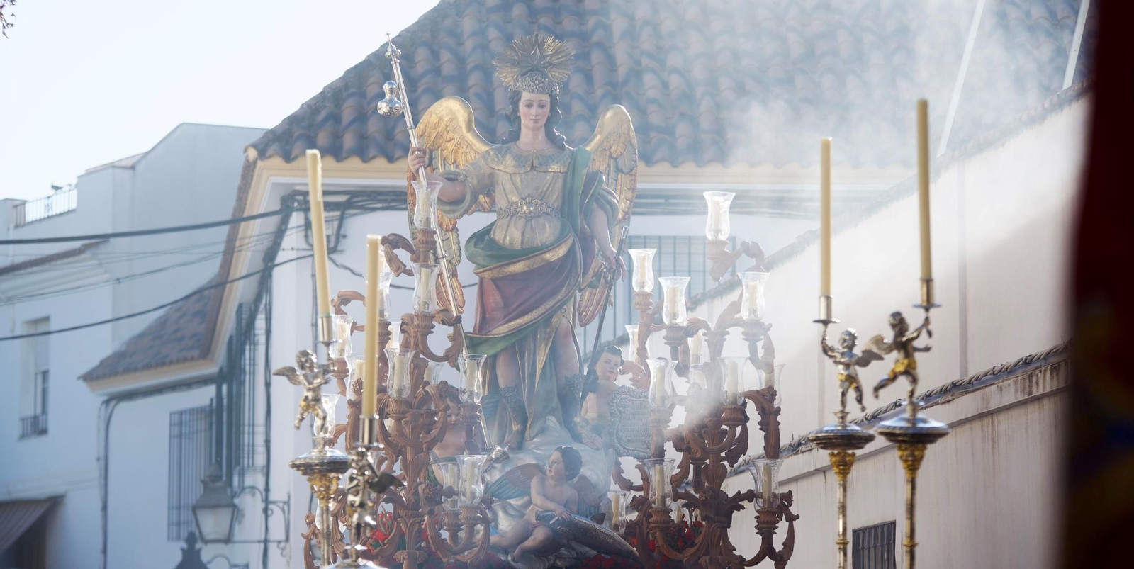 El Arcángel San Rafael, durante la procesión del año pasado. El Arcángel San Rafael, durante la procesión del año pasado.