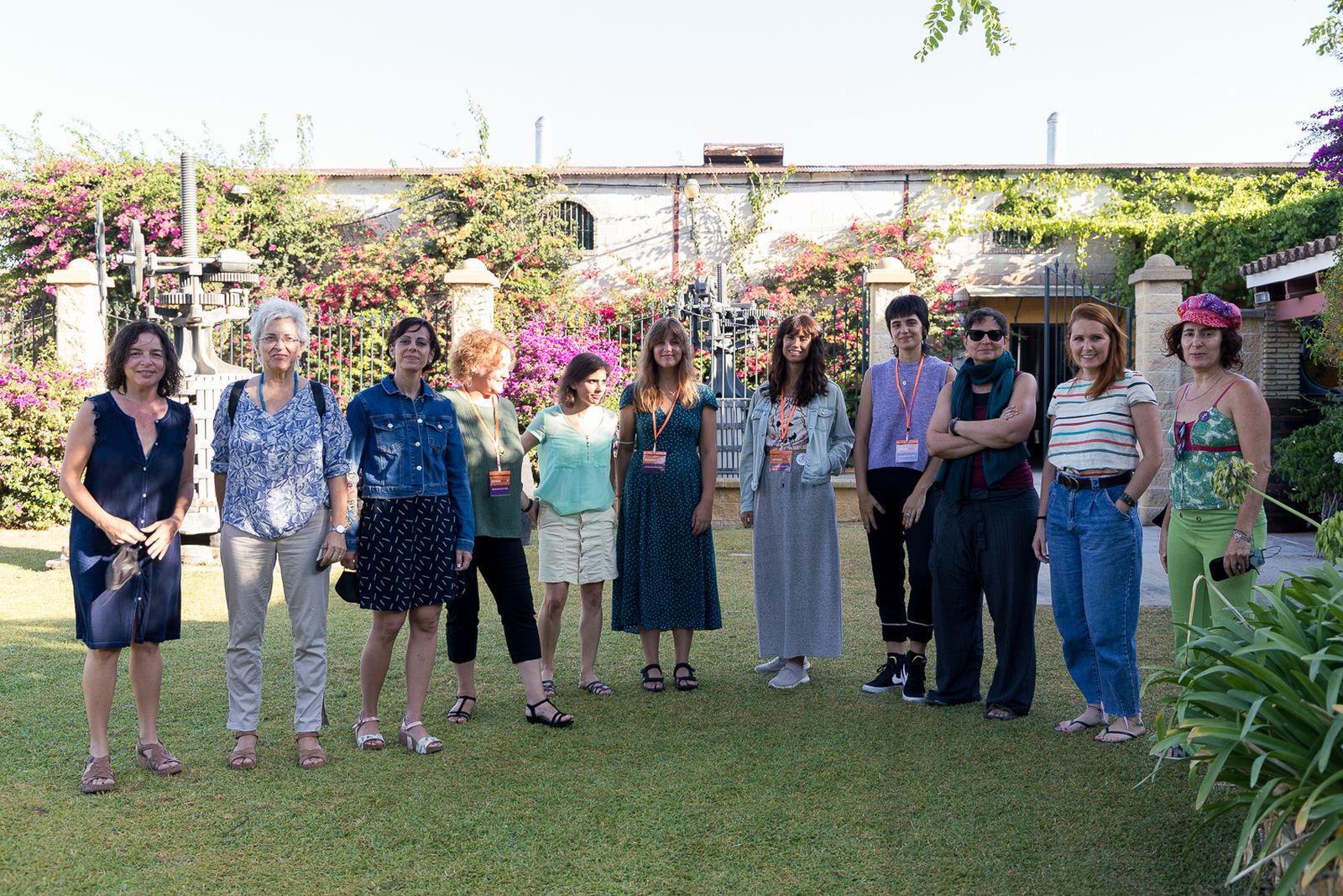Una imagen de la directora, creadoras y mentoras de la Residencia del festival Generamma en 2021.
