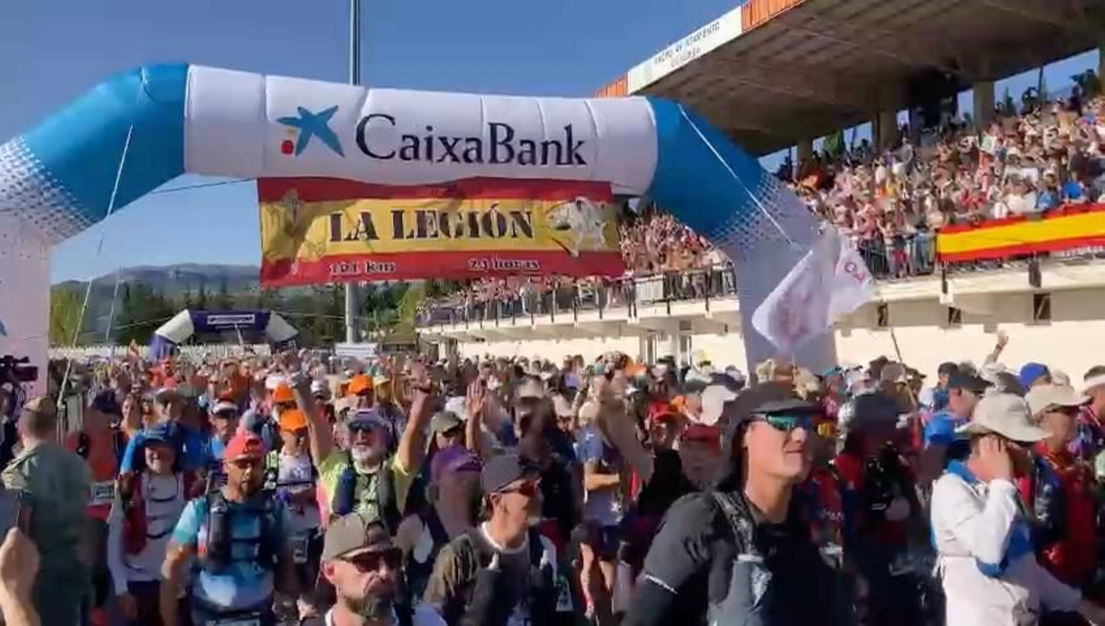 Salida de los 101 kilómetros de La Legión en Ronda.
