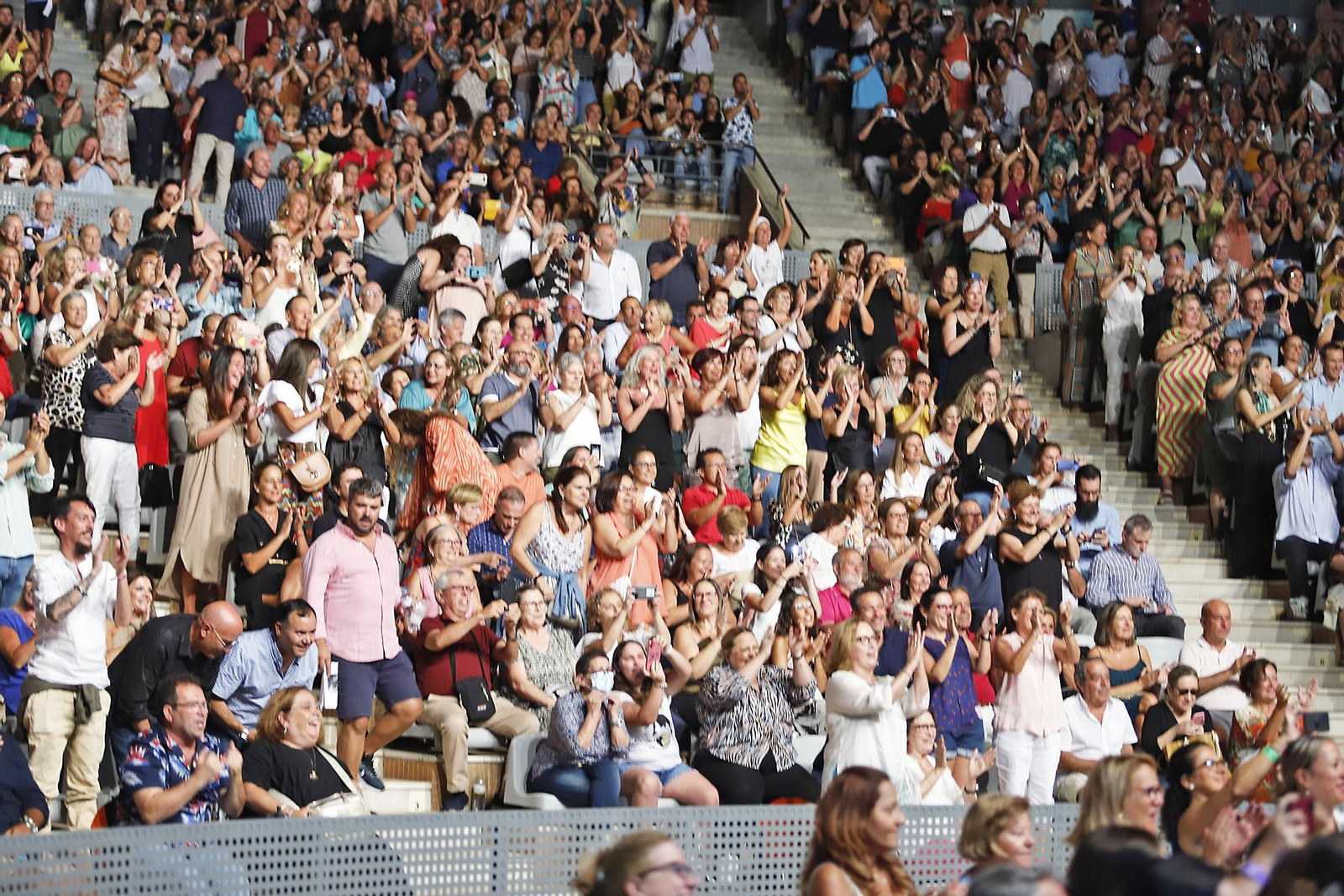 Imágenes del concierto de Rafael en el foro Iberoamericano de La Rábida