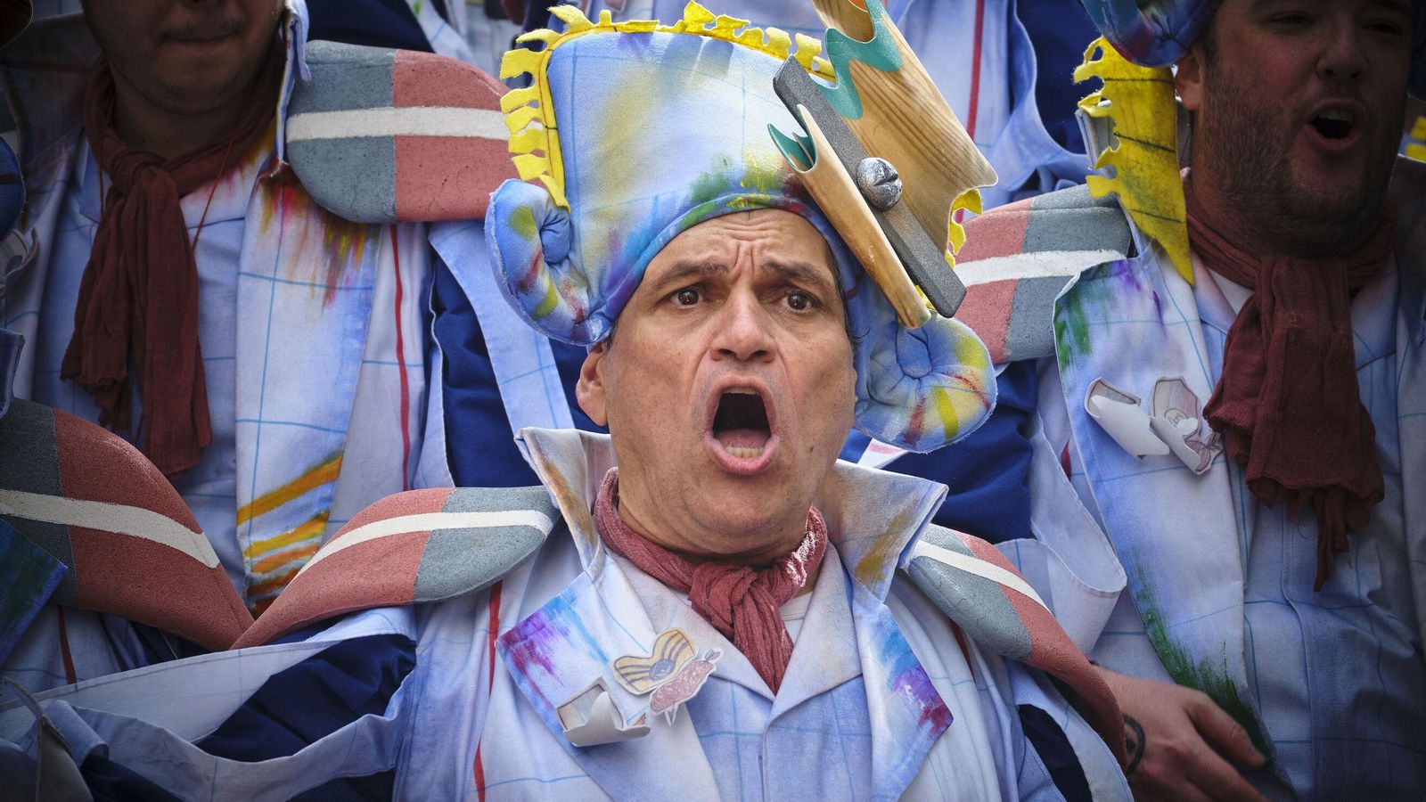 Un corista en plena interpretación durante uno de los carruseles