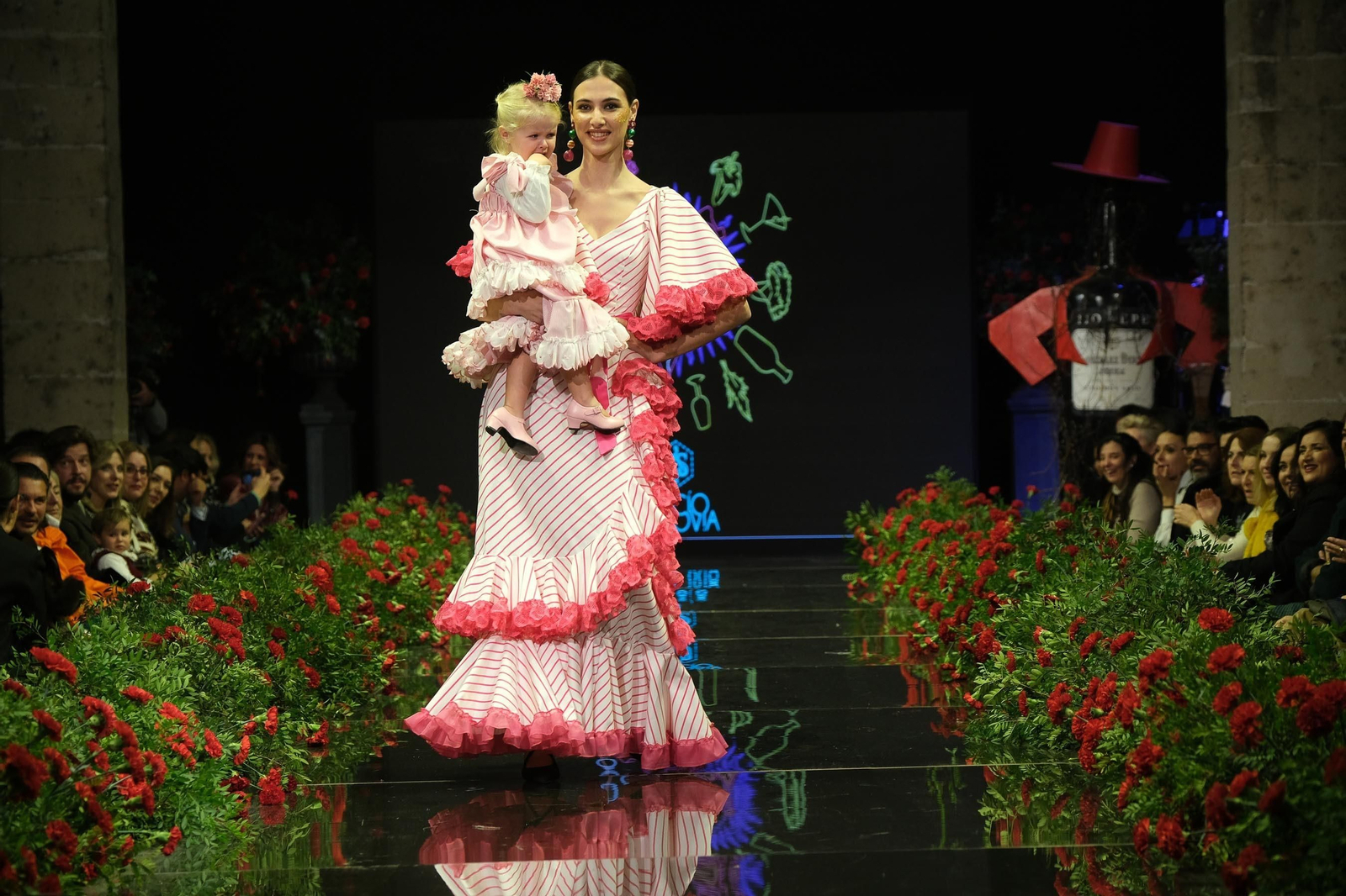Desfile de Rocío Segovia en la Pasarela Flamenca Jerez Tío Pepe 2023