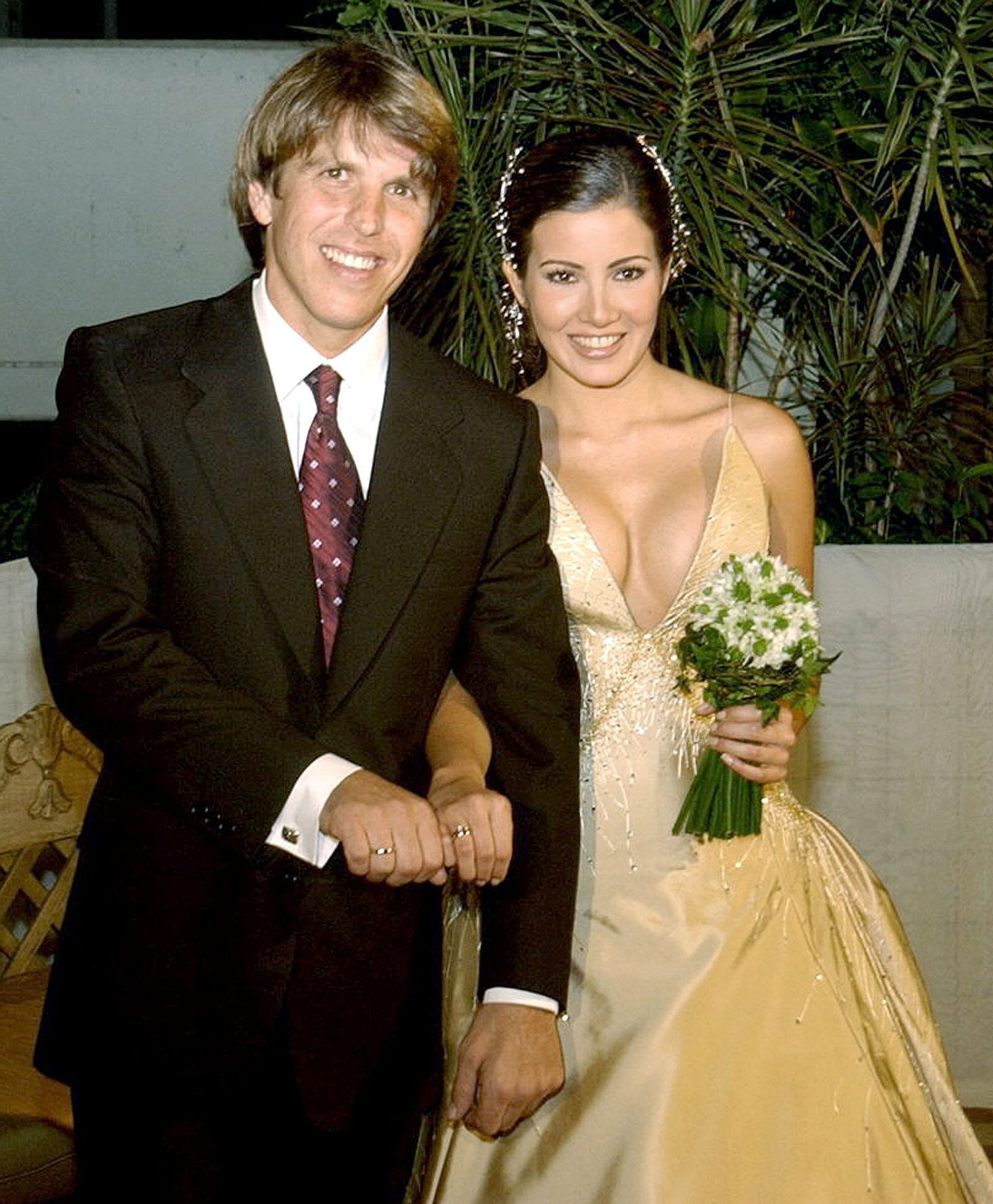 'El Cordobés' y Virginia Troconis en su boda en 2004