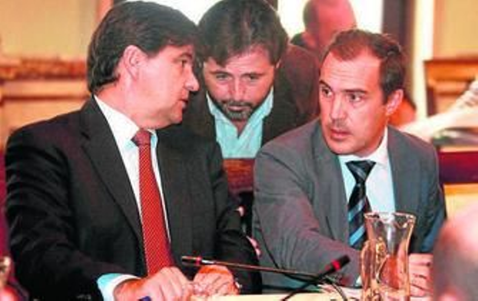 Los socialistas Gabriel Cruz, Óscar Toro y Miguel Ángel Mejías.