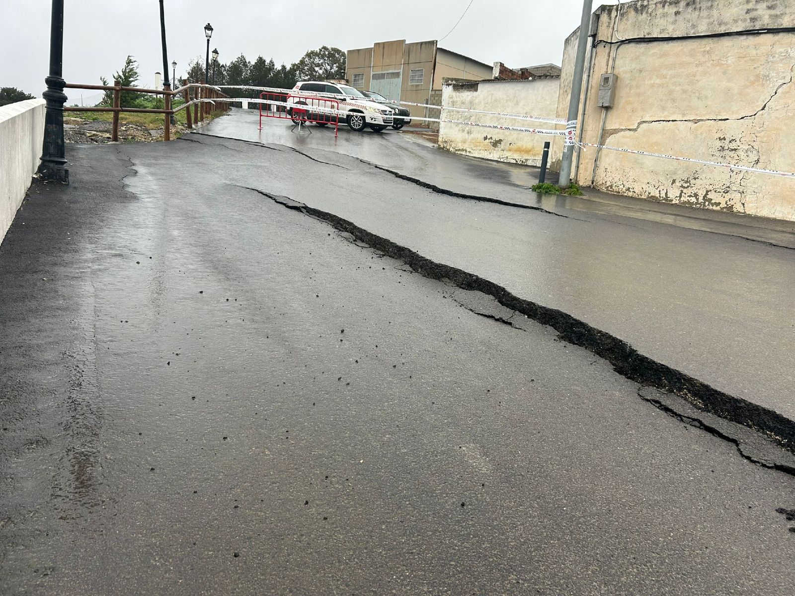 Aspecto que presenta la grieta de Benamejí.