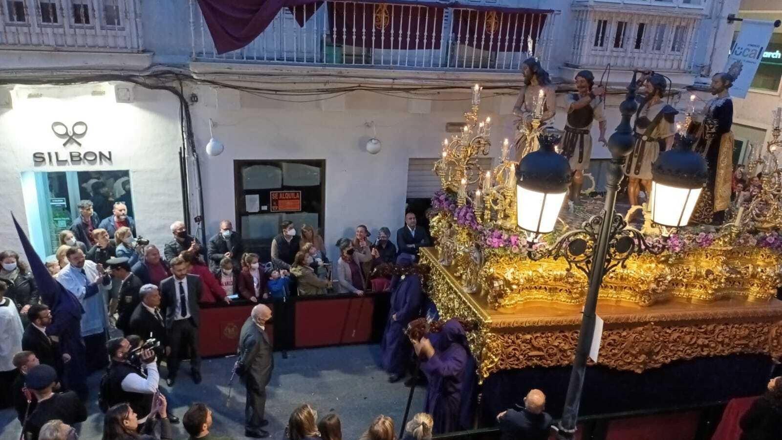 José Luis Pájaro ante el paso de Columna.