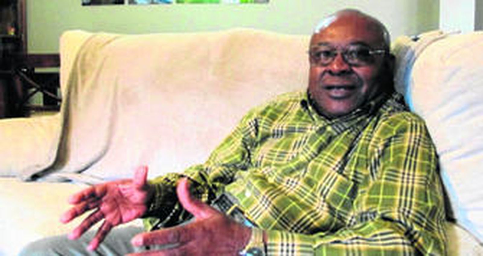 Donato Ndongo-Bidyogo, periodista y escritor de Guinea Ecuatorial exiliado en España en un momento de la entrevista.