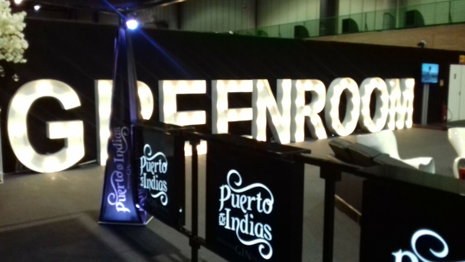 El set de Puerto de Indias en la sala VIP posterior a las actuaciones