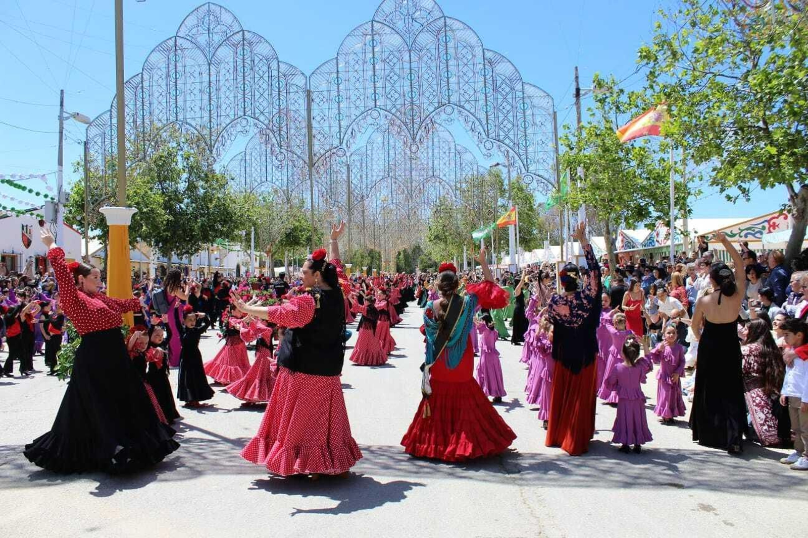 La Feria de Rota 2024: las imágenes de la inauguración de este miércoles 1 de mayo
