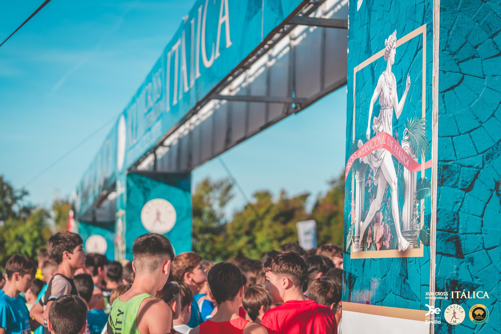 Búscate en las fotos del Cross de Itálica 2025 | 7