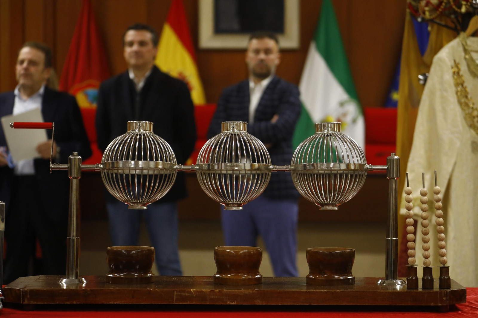 Las mejores imágenes del sorteo de elección del Rey Gaspar en Córdoba