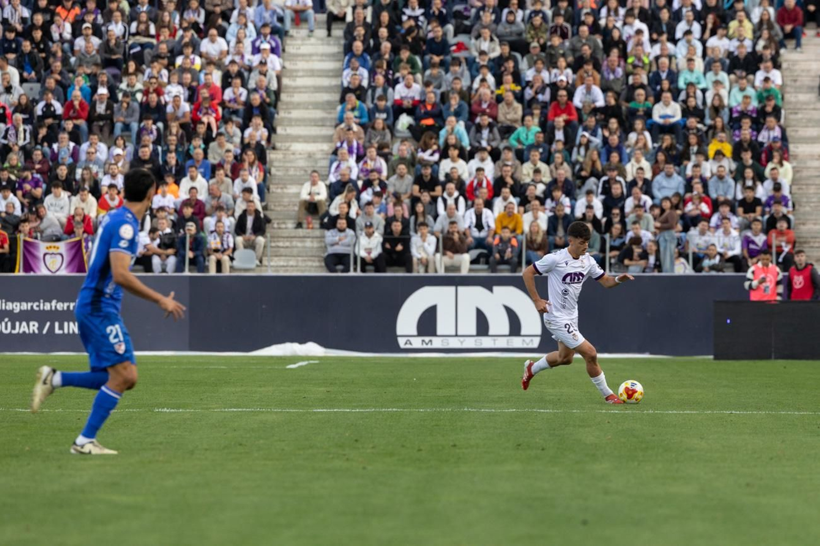 Real Jaén 0-1 Linares Deportivo: las mejores imágenes del clásico provincial