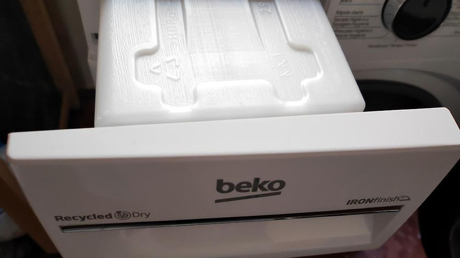 Secadora Beko B5T42243 - Depósito de agua