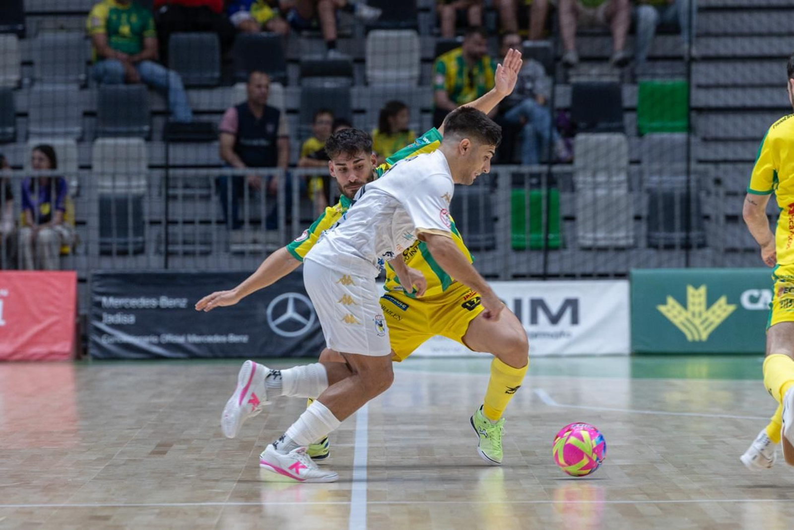 Las mejores imágenes de la amplia victoria del Jaén Paraíso Interior FS sobre O Parrulo Ferrol