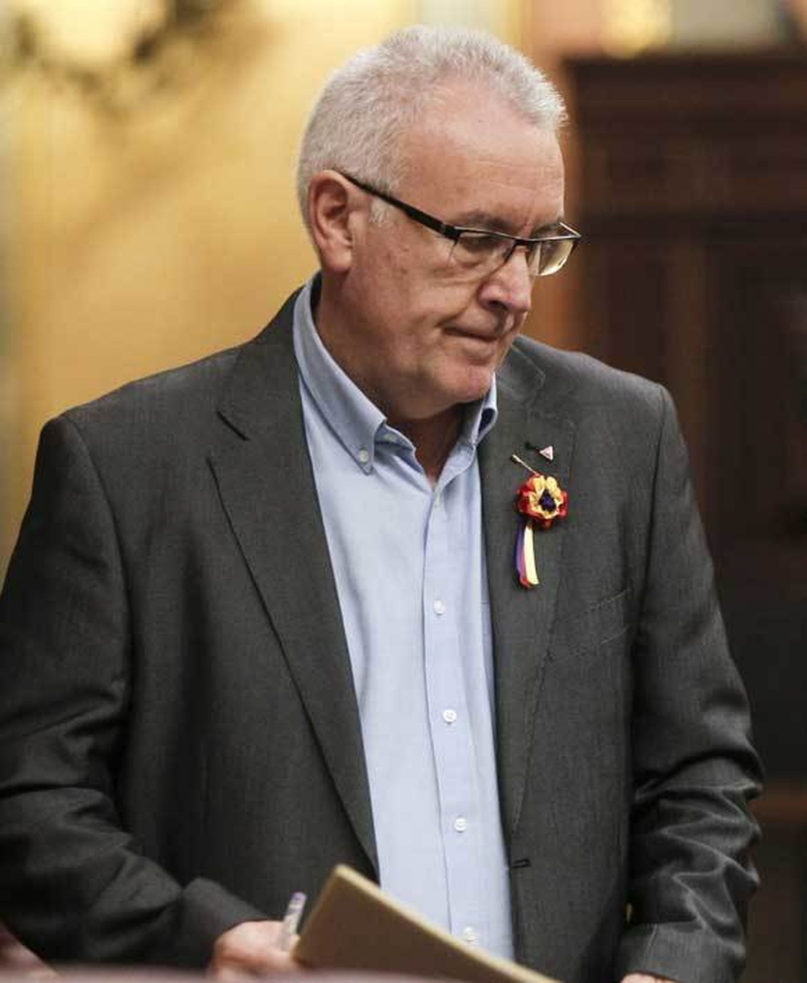 Lara pide que no se apoye una institución anacrónica y radicalmente injusta