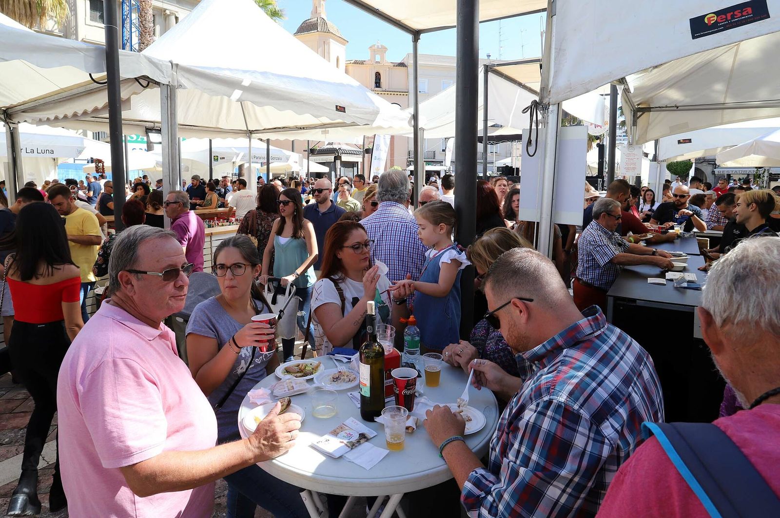 Imágenes de la Feria de la Tapa. Casa Idolina gana el concurso a la mejor tapa