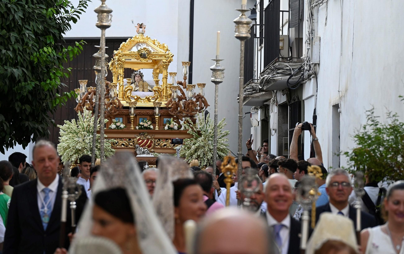 La procesión de la Virgen de Acá, en imágenes