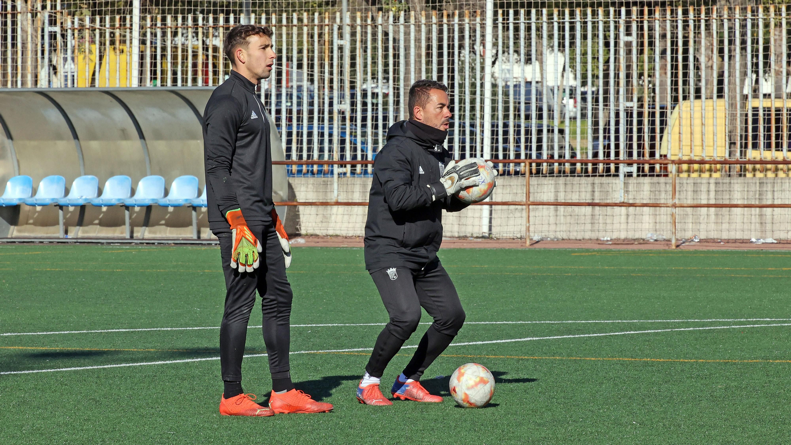 Fran Corrales, junto a Satoca, en el entrenamiento de este miércoles en La Granja.