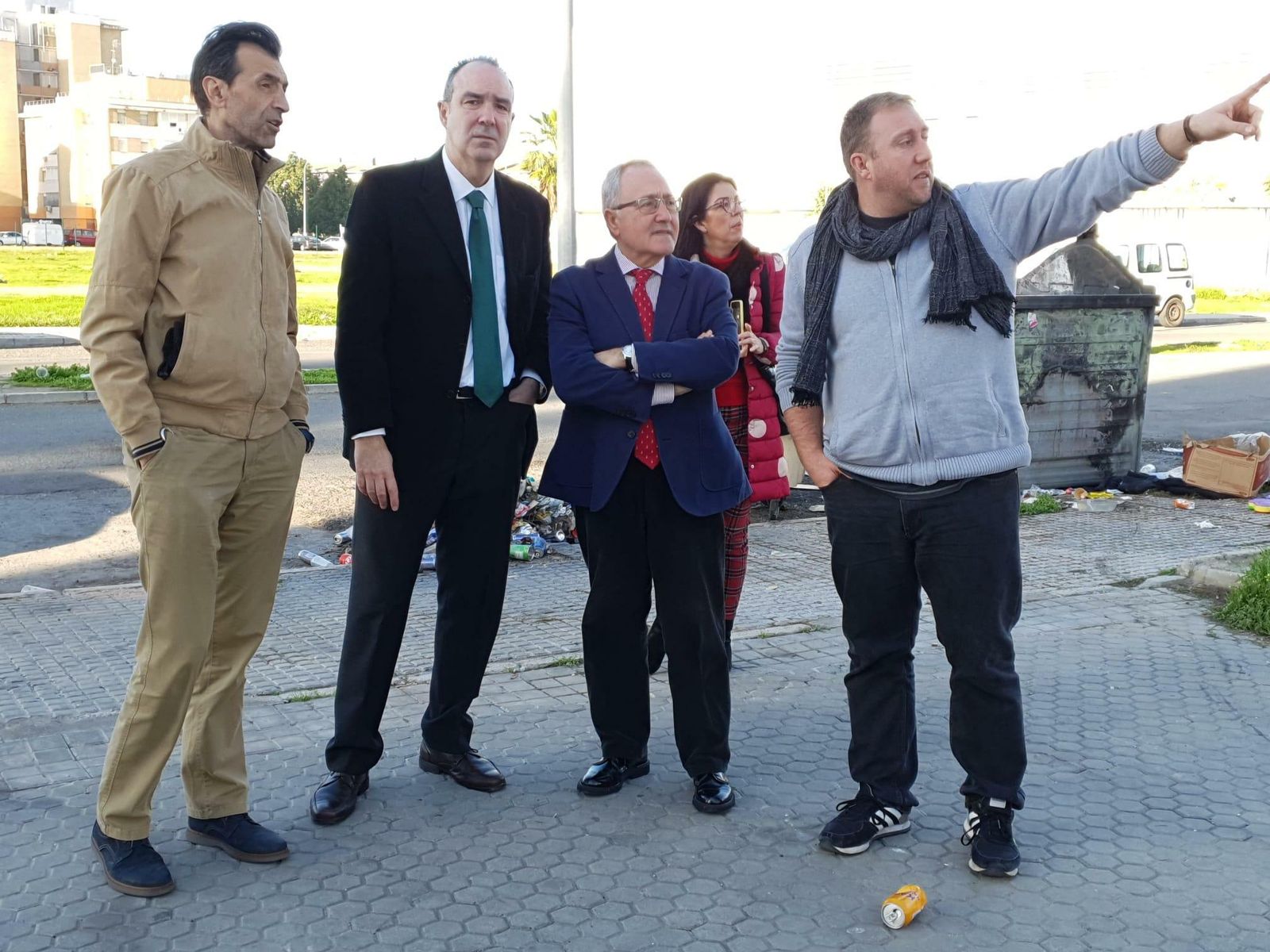 El juez decano y Jaime Bretón, en su visita a la zona