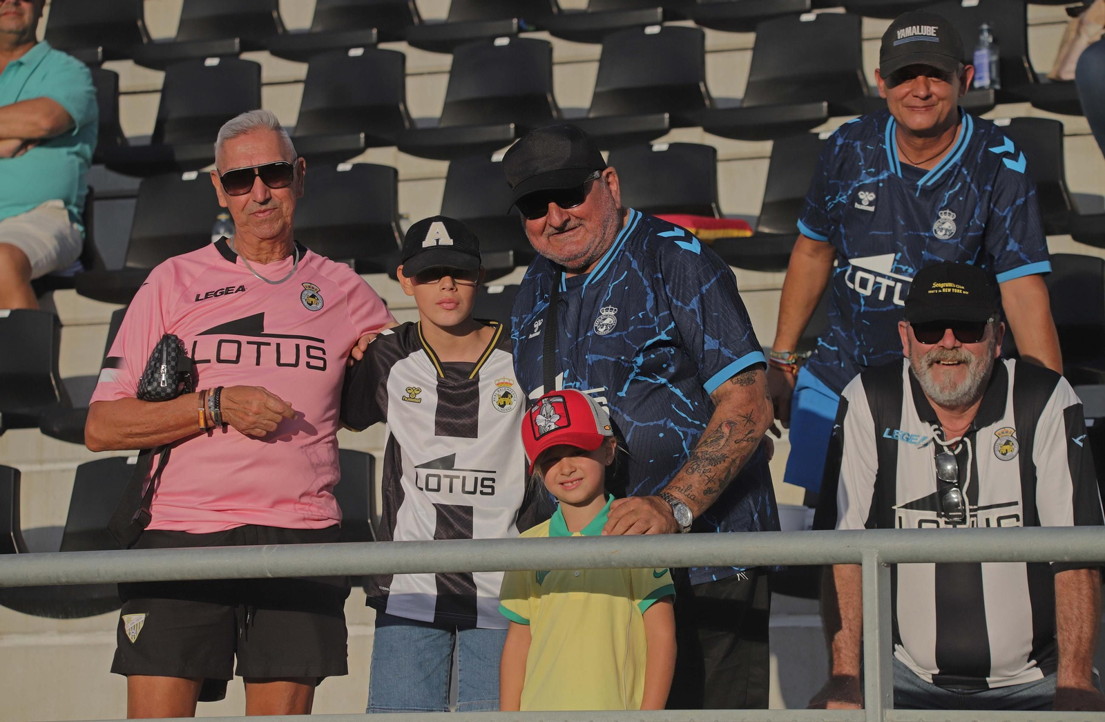 Búscate en el Ciudad de La Línea durante el Balona - Castilleja de Tercera Federación
